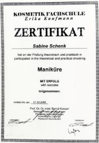 Zertifikat Maniküre018.jpg